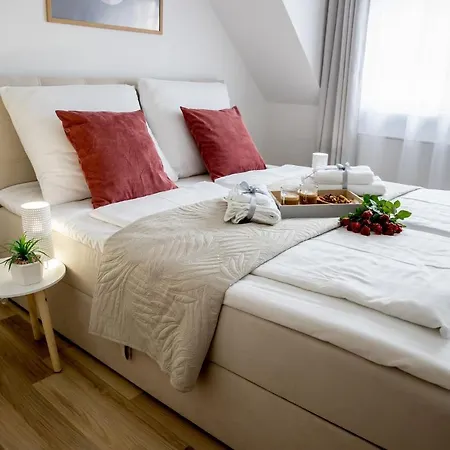 Rose Gold زالاجيرسيج